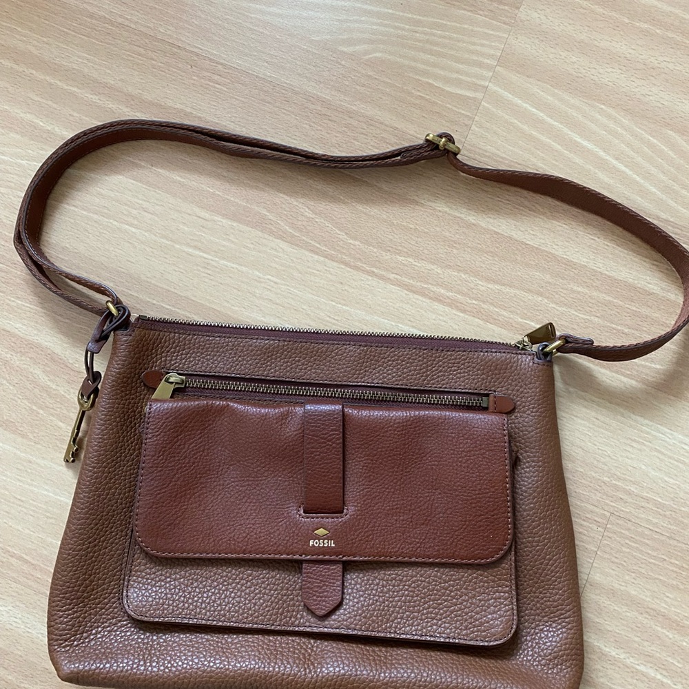 Brown Leather Fossil handbag. New with tags